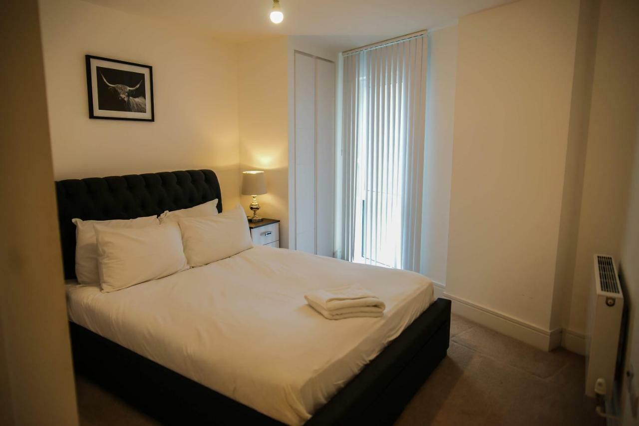 Executive 2 Bed Apartment Londra Esterno foto